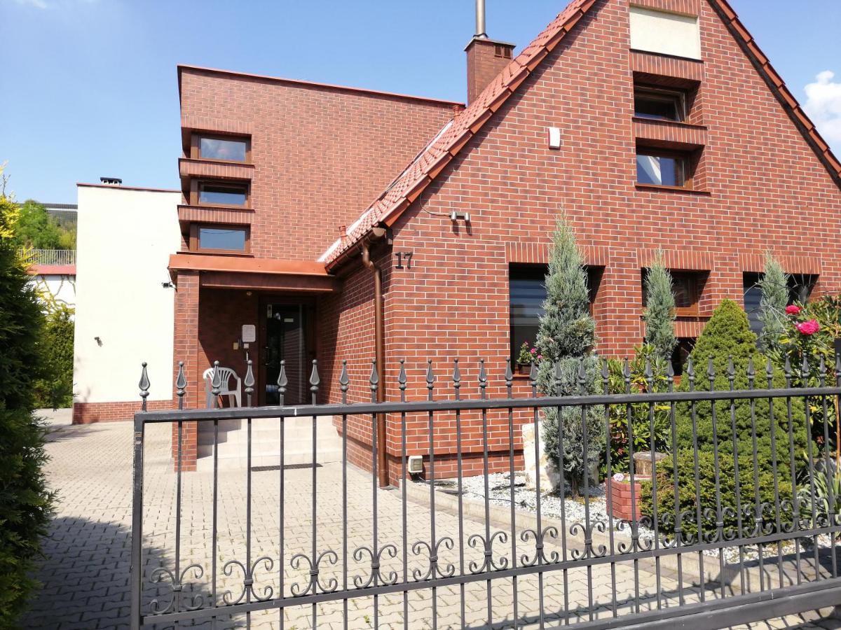 Pokoje Gościnne z Prywatną Łazienką dla firm Gliwice Zewnętrze zdjęcie